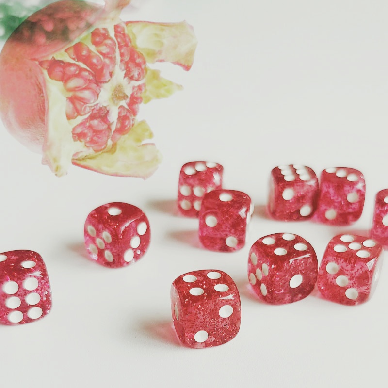 Set of 10pcs Glitter Dice Roll - Board Game Viral ulasan dan harga